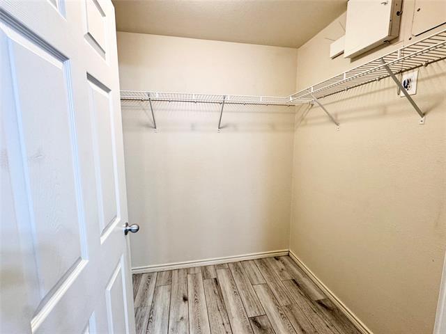 Building Photo - 3102 Kings Rd