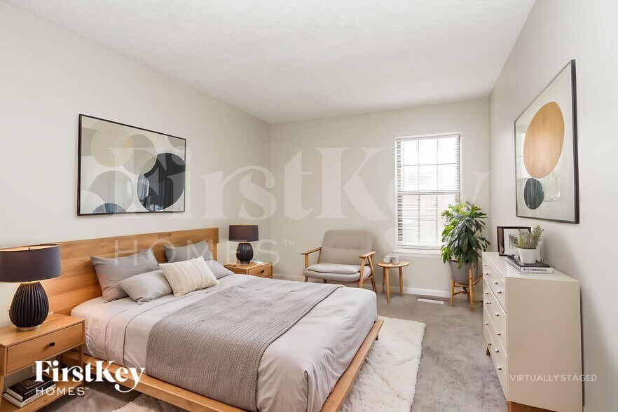 Building Photo - 4496 Braemar Dr