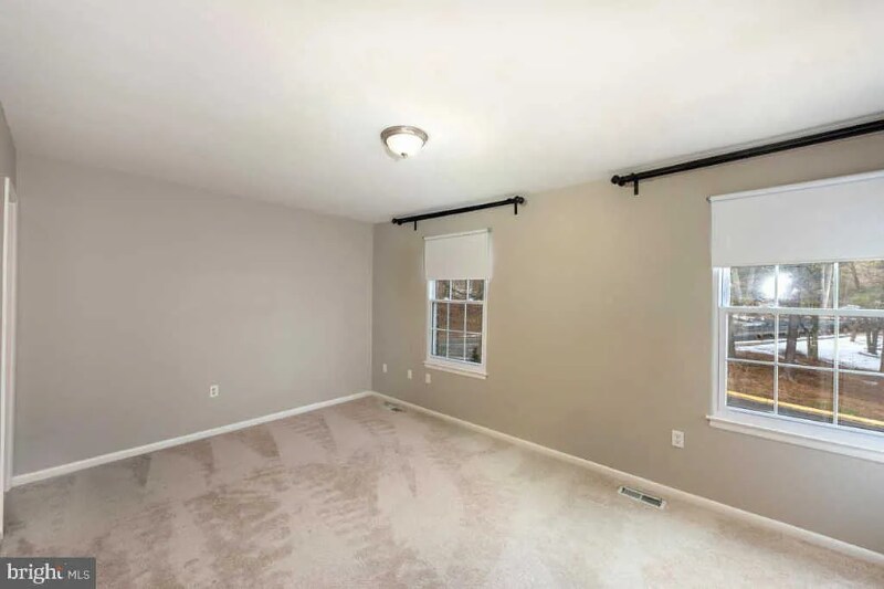 Building Photo - 6396 Shaundale Dr