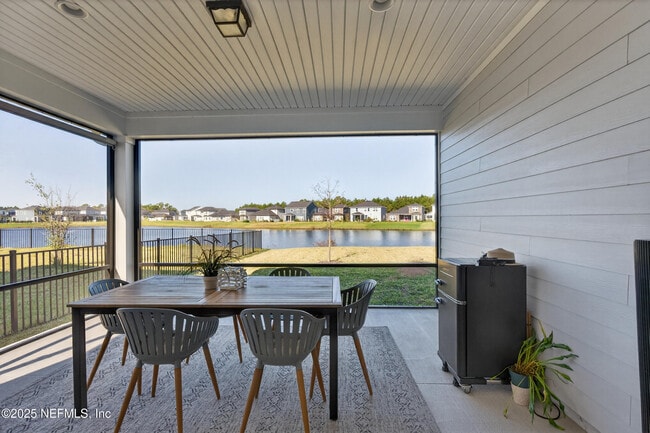 Building Photo - 460 Archstone Wy