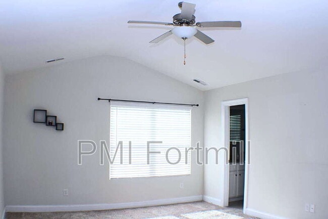 Building Photo - 432 Maramec St