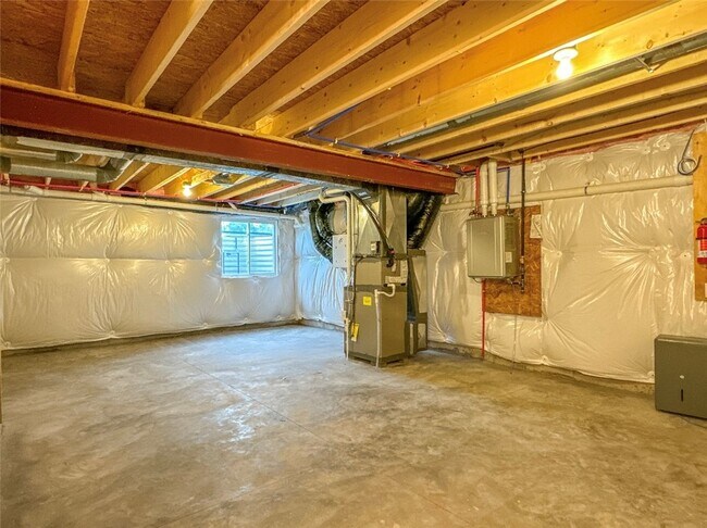 Building Photo - 16 Trailhead Rd