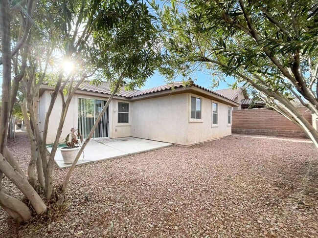 Building Photo - Wonderful 1-story Home