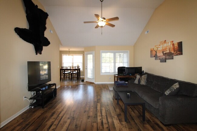 Building Photo - 2160 Waterwheel Dr