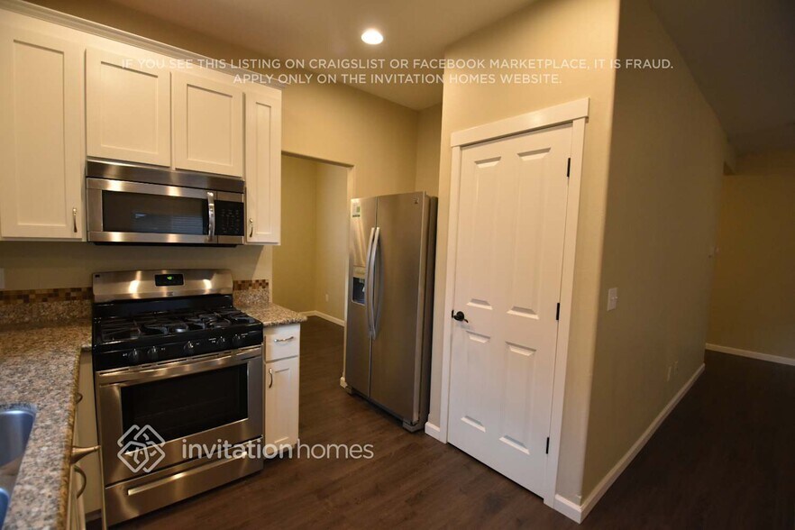 Building Photo - 9218 195th St Ct E