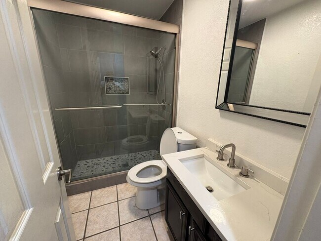 Building Photo - 7115 Ocho Rios Dr