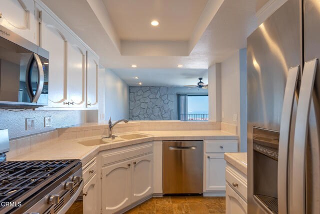 Building Photo - 835 Casmalia Ln