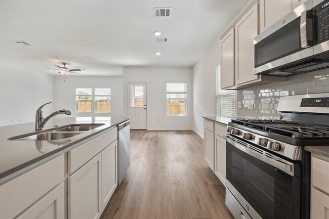 Building Photo - 10713 Steinbeck Dr