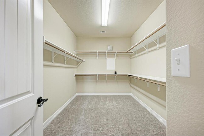 Building Photo - 12300 Terraza Cir