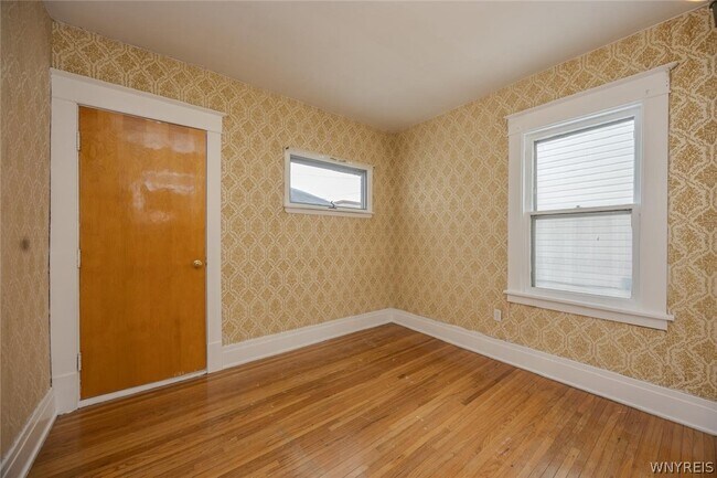 Building Photo - 20 Tacoma Ave