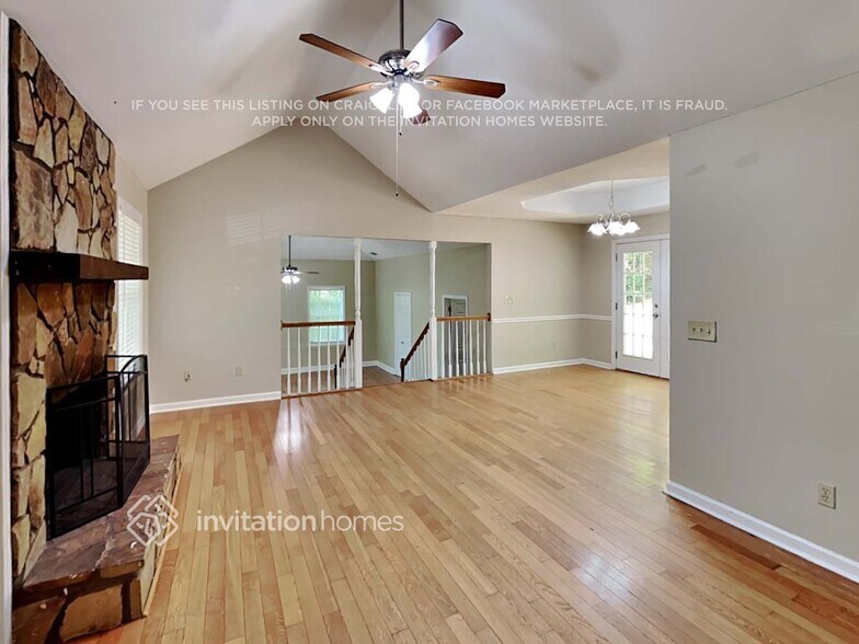 Building Photo - 60 Dillard Dr NE