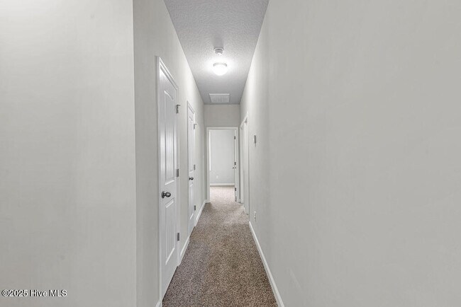 Building Photo - 305 Otis Cv Ln