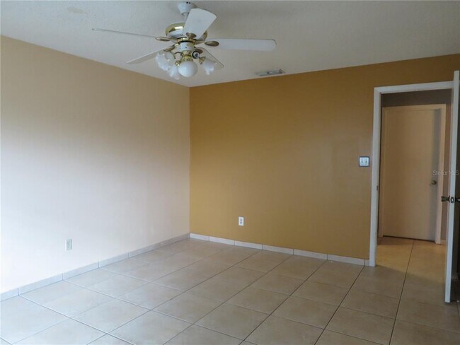 Building Photo - 3115 Smoke Signal Cir