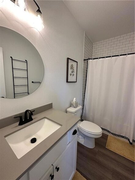 Building Photo - 851 S One Mile Rd