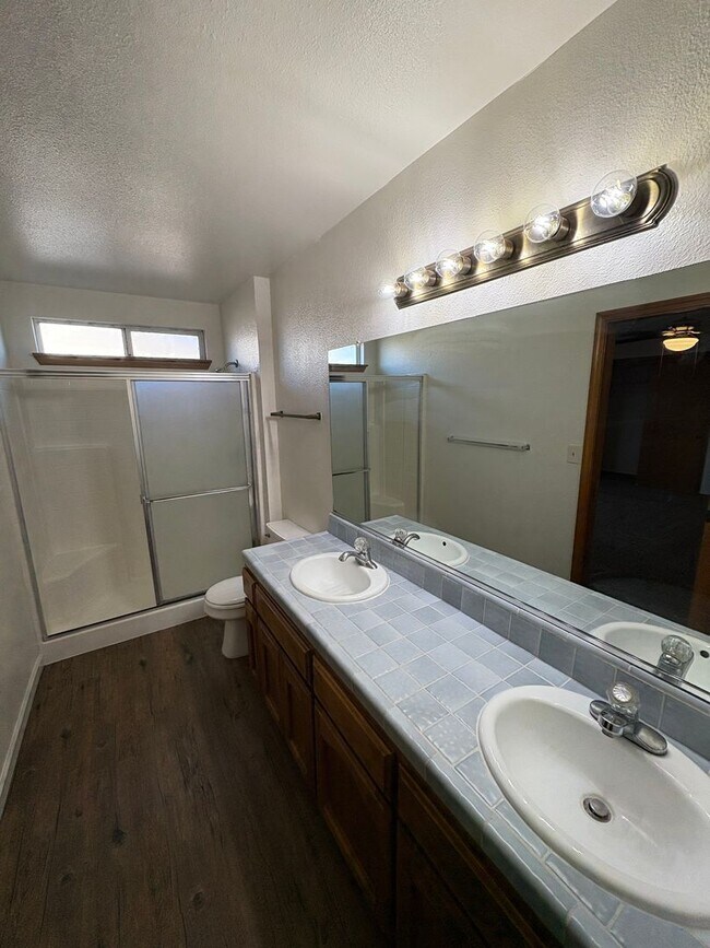 Building Photo - Corner lot home near Schroth Park Availabl...