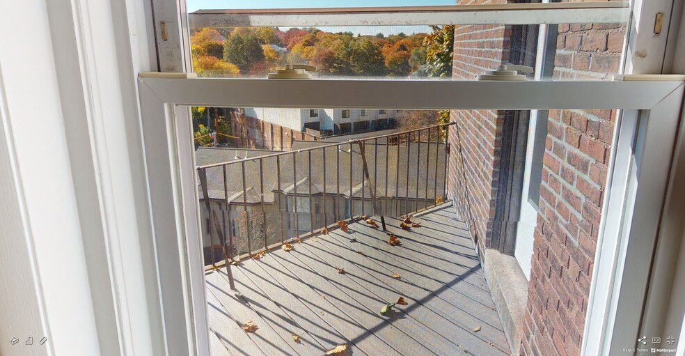 Building Photo - 311 Tappan St