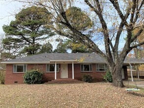 Building Photo - Come take a look at this home on a convenient corner lot