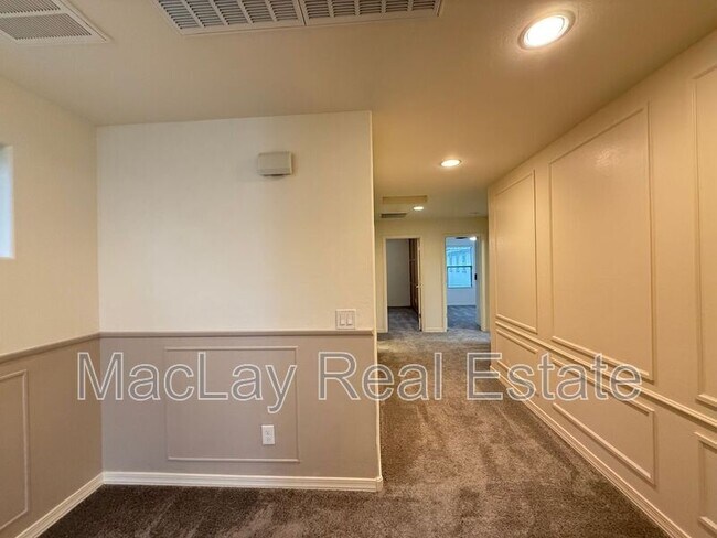 Building Photo - 1708 S 83rd Way