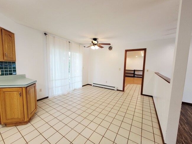 Building Photo - Pet-Friendly Rental with Fenced Yard & Bon...