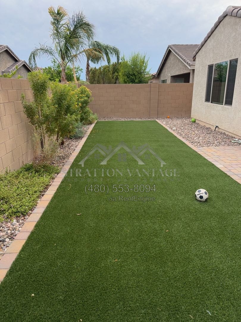 Building Photo - 12134 W Desert Moon Way