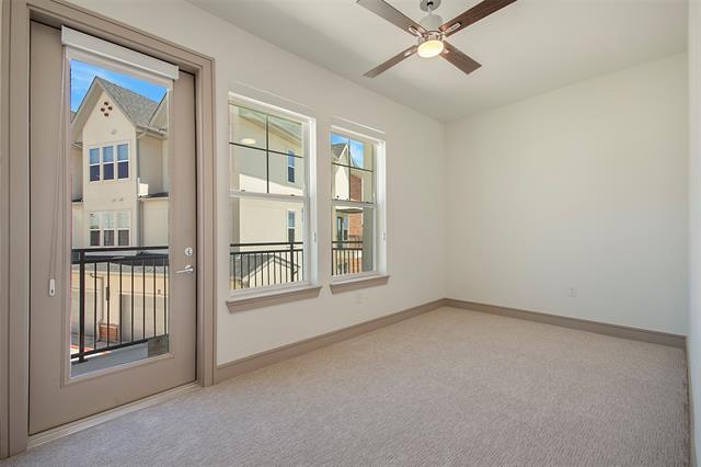 Building Photo - 11330 Desert Willow Wy