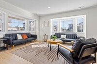 Building Photo - 142 E Youngs Ave