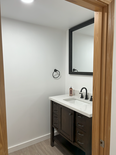 Bathroom - 194 Westview Dr