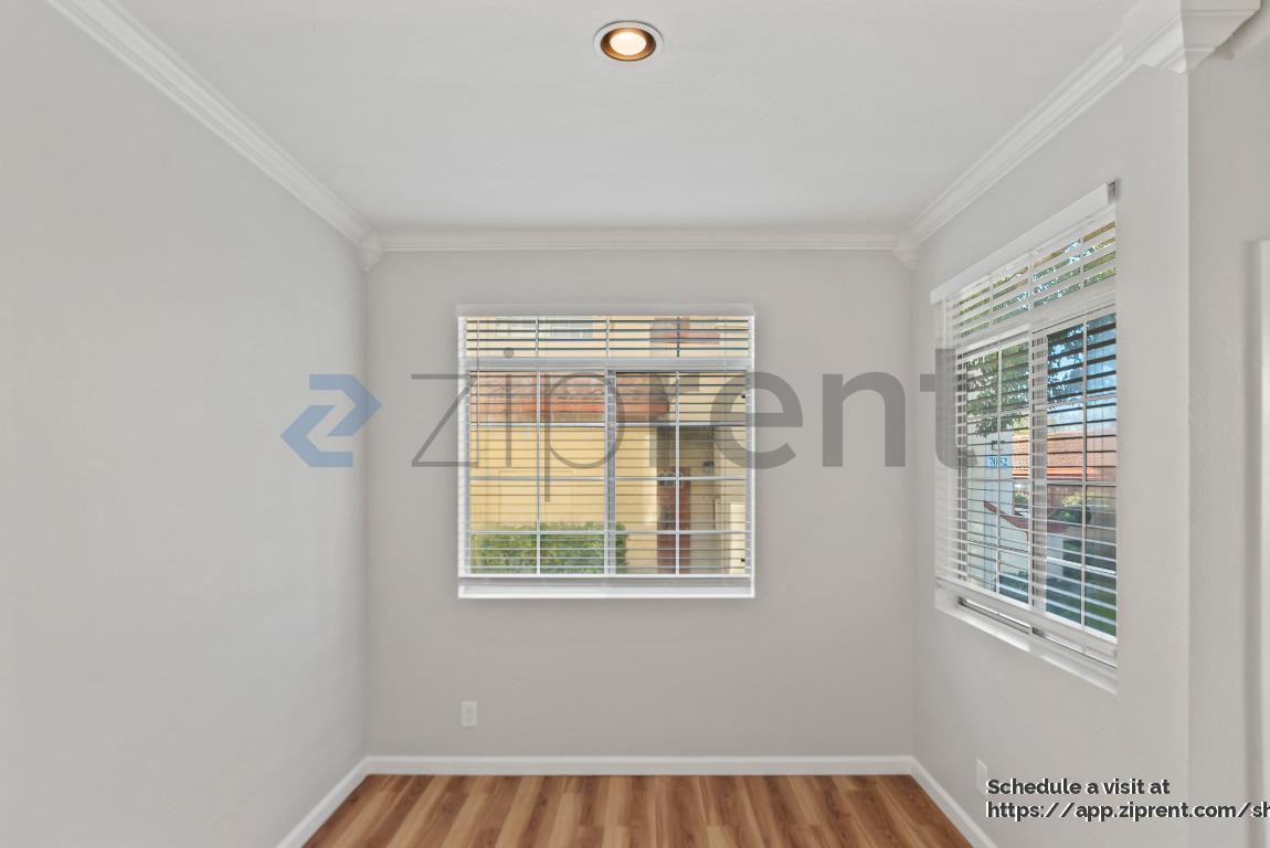 Building Photo - 7054 Dublin Meadows St