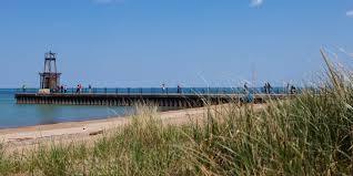 Building Photo - 1706 W Jarvis Ave