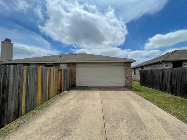Building Photo - 2912 Crimson Clover Dr