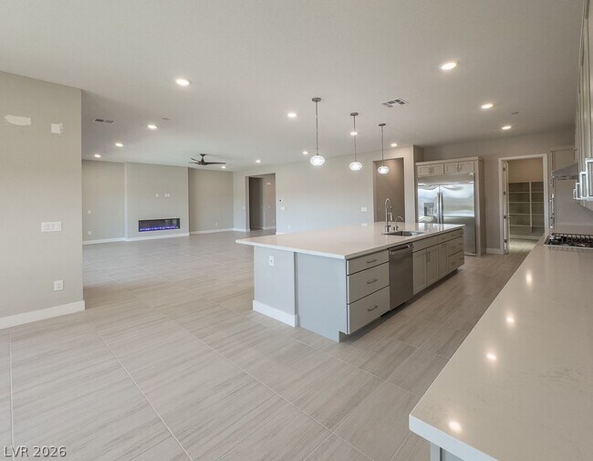 Building Photo - 369 Portus Delphini Ct