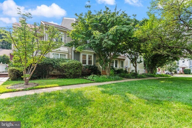 Building Photo - 6630 Medinah Ln