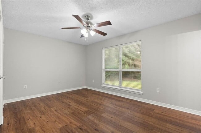 Building Photo - 7260 Pecan Terrace Dr