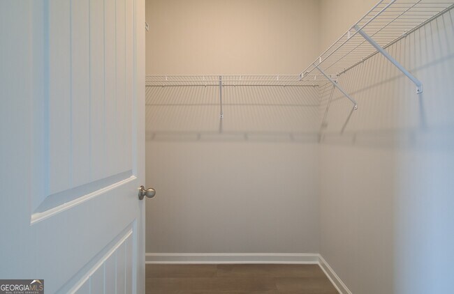 Building Photo - 612 Marimba Pike