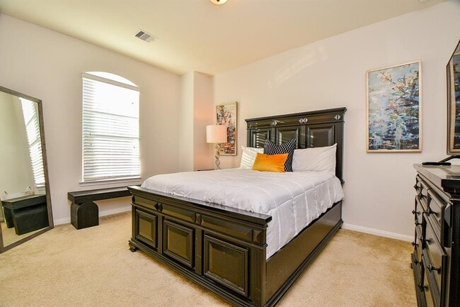 Building Photo - 3515 Summer Ranch Dr
