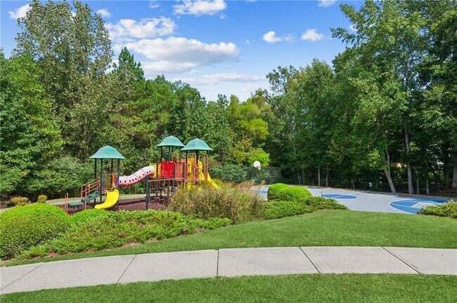 Building Photo - 15 Hawnley Trl