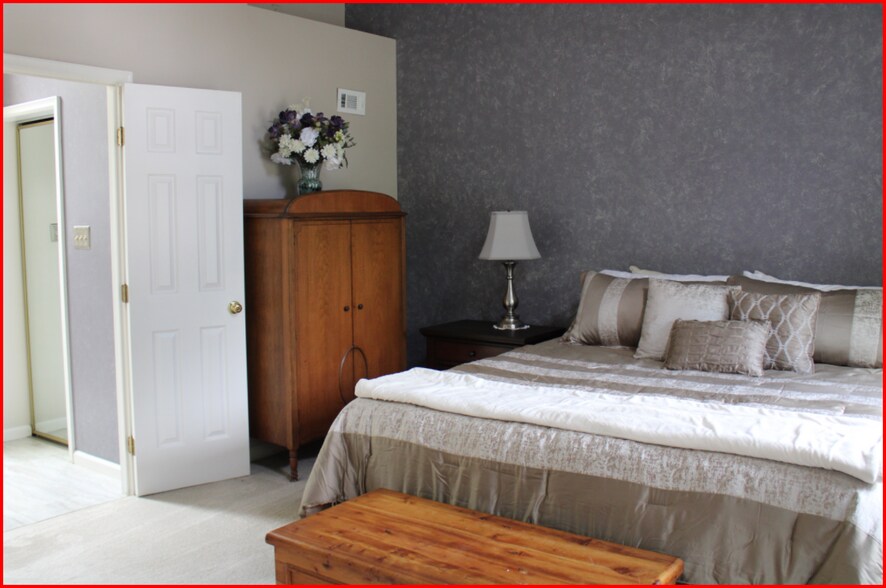 Master Bedroom - 411 Lundy Ct