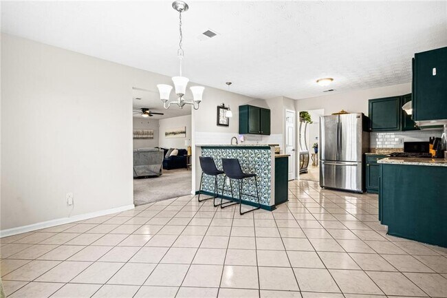 Building Photo - 2034 Locksley Terrace