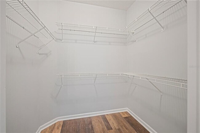 Building Photo - 5110 Bay Club Cir