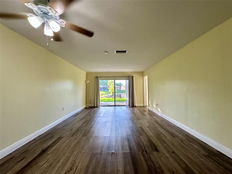 Building Photo - 10875 NW 29th Mnr