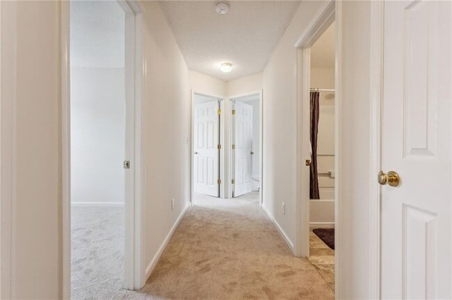 Building Photo - 4006 Timbercreek Cir