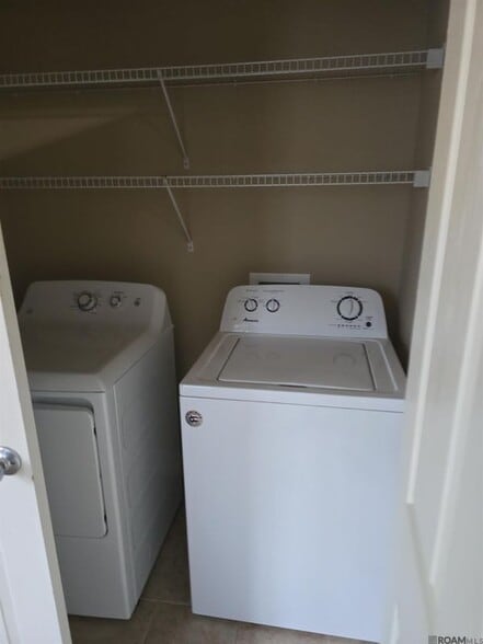 Building Photo - 2173 Plantation Ln