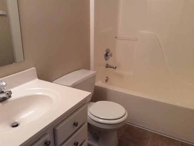 Building Photo - 12728 Bent Oak Ct