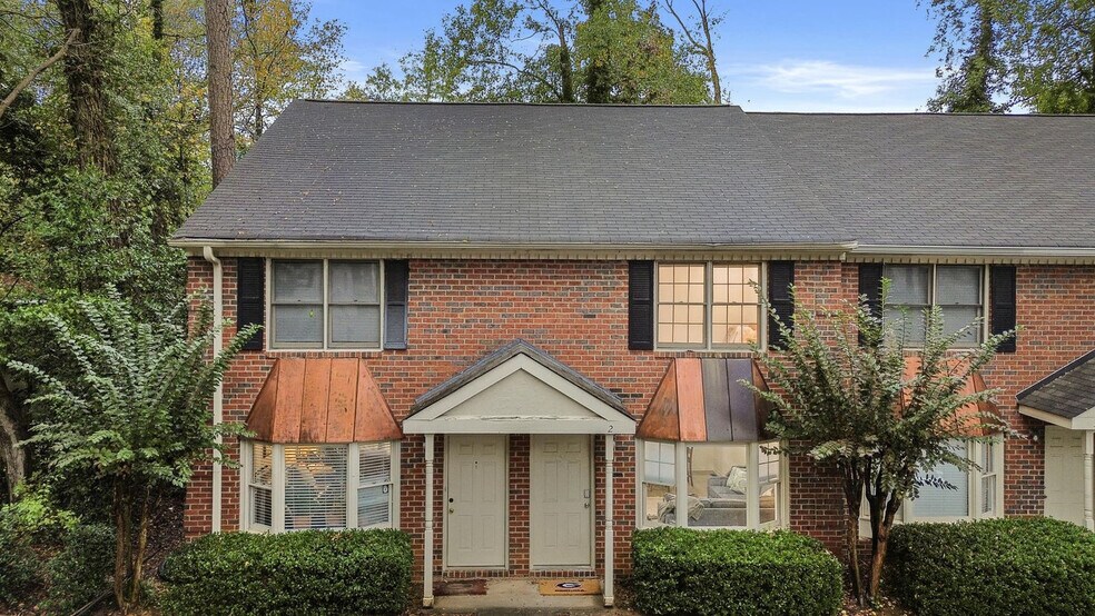 Building Photo - 170 Northview Dr