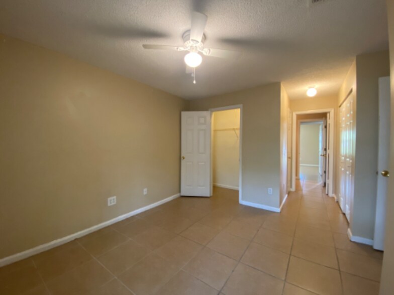 Building Photo - 214 Madison Ave