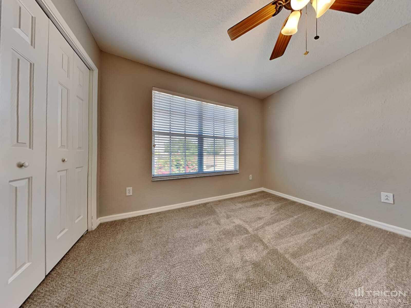 Building Photo - 10636 Deerberry Dr