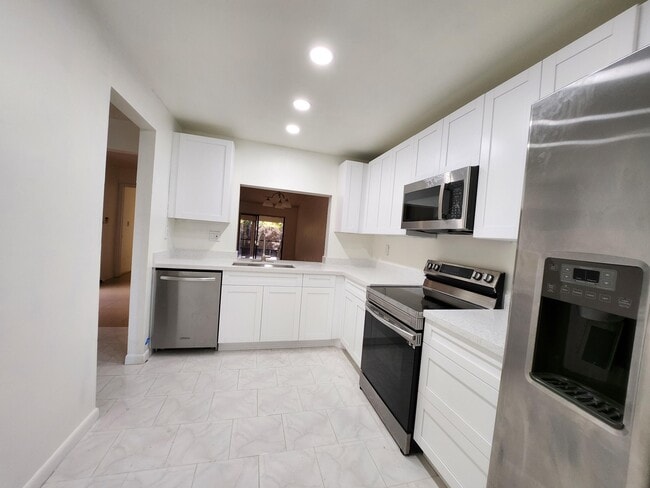 Building Photo - 903 NW 79th Terrace