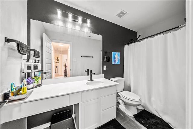 Building Photo - 1908 Twisted Tree Ln