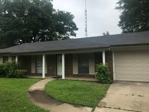 Building Photo - 1509 Caldwell St