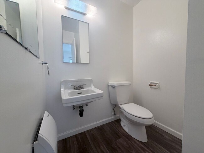 Building Photo - 4460-4462 Figueroa Blvd** - 3160L